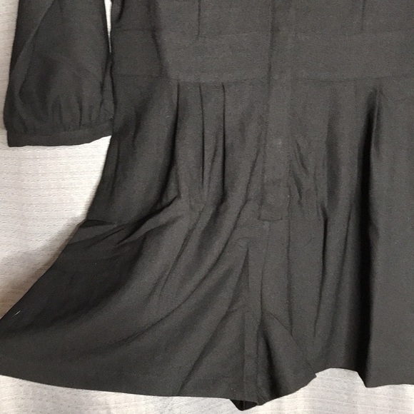 19 COOPER BLACK SHORTS JUMPER ROMPER SMALL New - Picture 6 of 11